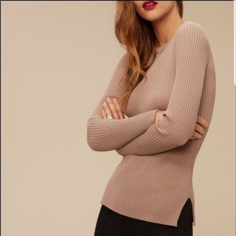 💌 Babaton Salazar Sweater